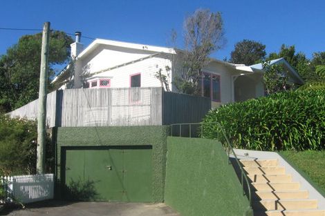 Photo of property in 41 Trelissick Crescent, Ngaio, Wellington, 6035