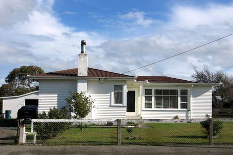 Photo of property in 8 Hinau Place, Lansdowne, Masterton, 5810