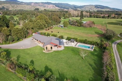 Photo of property in 356 Kimberley Road, Levin, 5571