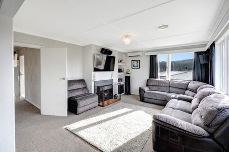 Photo of property in 7 Scotland Terrace, Green Island, Dunedin, 9018