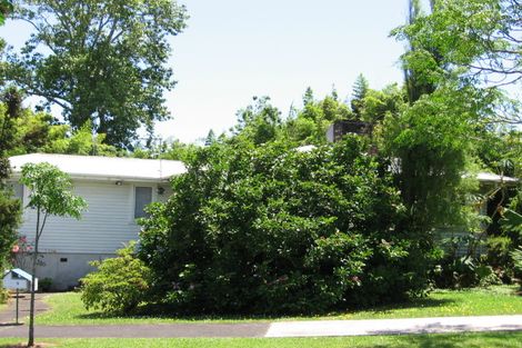 Photo of property in 5 Addison Street, Blockhouse Bay, Auckland, 0600