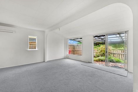 Photo of property in 5 Seafront Road, Castlecliff, Whanganui, 4501