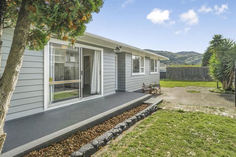 Photo of property in 59 Parenga Street, Wainuiomata, Lower Hutt, 5014
