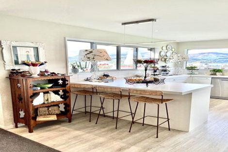 Photo of property in 1 Simeon Quay, Lyttelton, 8082