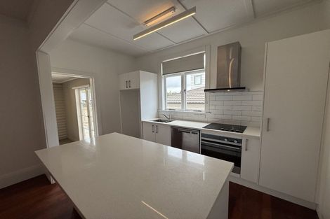 Photo of property in 28 Lloyd Avenue, Mount Albert, Auckland, 1025