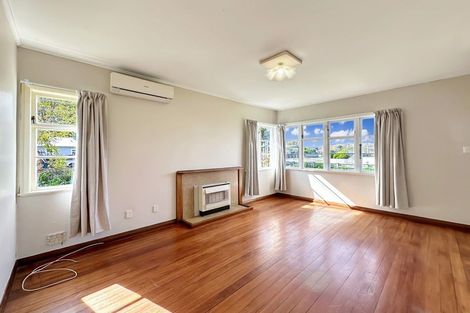 Photo of property in 2 White Street, Whanganui East, Whanganui, 4500