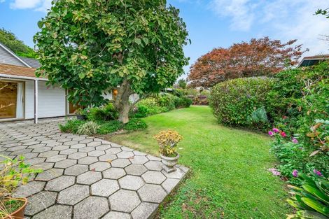 Photo of property in 9 Kohekohe Road, Waikanae, 5036