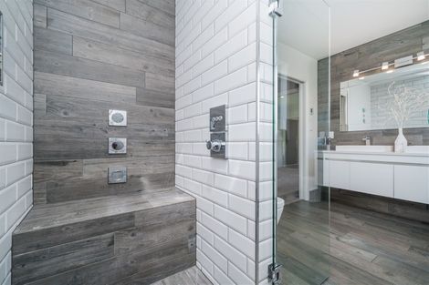 Photo of property in 467 Ruahine Street, Terrace End, Palmerston North, 4410