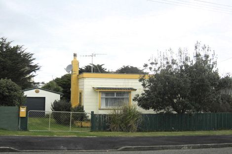 Photo of property in 108 Park Avenue, Waitarere Beach, Levin, 5510
