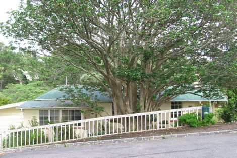 Photo of property in 615 Blockhouse Bay Road, Blockhouse Bay, Auckland, 0600