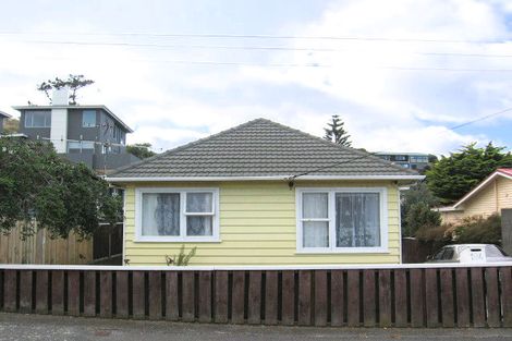 Photo of property in 104 Calabar Road, Miramar, Wellington, 6022