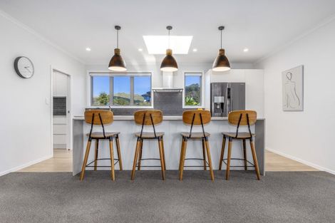 Photo of property in 202 Navigation Drive, Whitby, Porirua, 5024