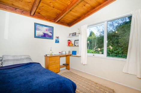 Photo of property in 64 Tiroroa Avenue, Te Atatu South, Auckland, 0610