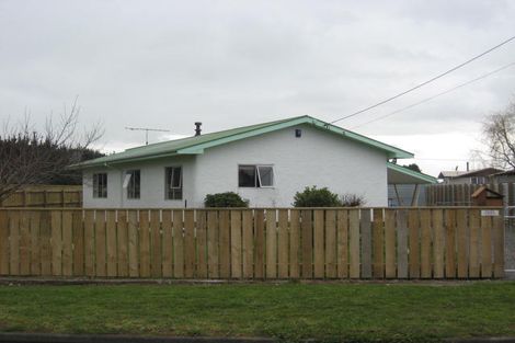 Photo of property in 42 Frederick Street, Carterton, 5713