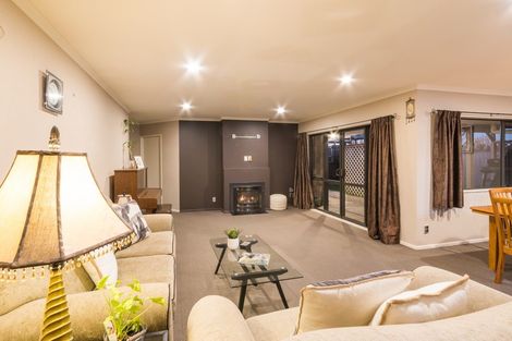 Photo of property in 39 Rosalie Terrace, Kelvin Grove, Palmerston North, 4414