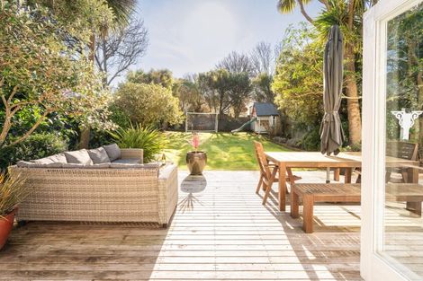 Photo of property in 8 Carrington Street, Mount Cook, Wellington, 6021