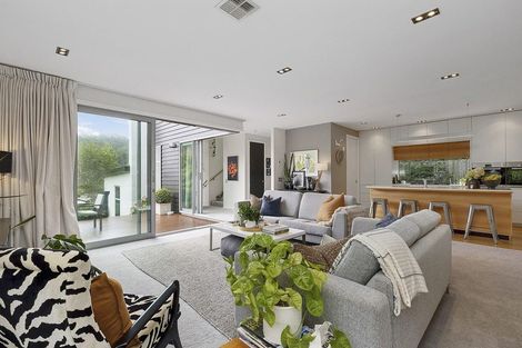 Photo of property in 405b Karori Road, Karori, Wellington, 6012