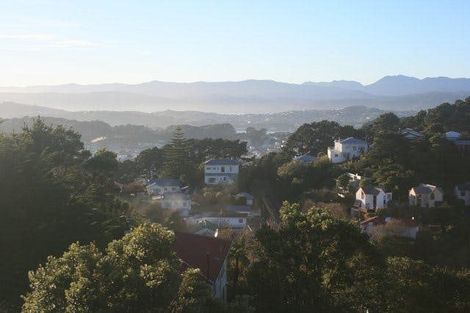 Photo of property in 15a Whaui Street, Vogeltown, Wellington, 6021