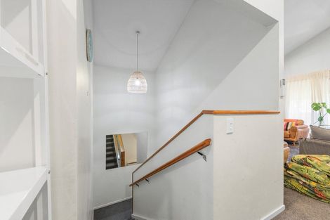 Photo of property in 8 Wye Place, Fernhill, Queenstown, 9300