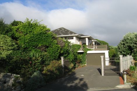 Photo of property in 77 Motuhara Road, Plimmerton, Porirua, 5026