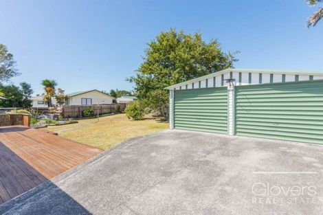 Photo of property in 7 Cajero Place, Green Bay, Auckland, 0604