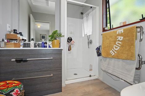 Photo of property in 6 Dalleys Lane, Lyttelton, 8082