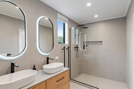 Photo of property in 66 Straven Road, Fendalton, Christchurch, 8014