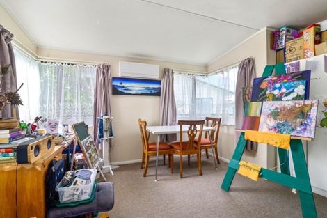 Photo of property in 38a Aquarius Drive, Kawaha Point, Rotorua, 3010