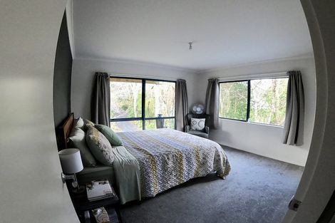 Photo of property in 172 Paraite Road, Paraite, New Plymouth, 4373