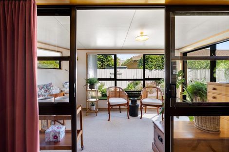 Photo of property in 51c Church Road, Taradale, Napier, 4112