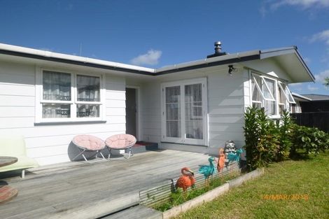 Photo of property in 37 Riverpark Crescent, Henderson, Auckland, 0610