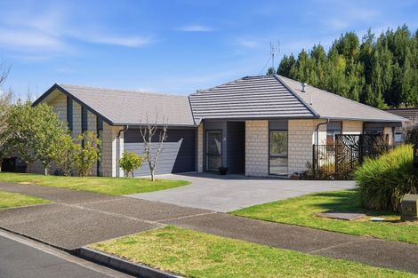 Photo of property in 10 Conniston Way, Pyes Pa, Tauranga, 3112