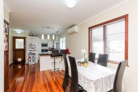 Photo of property in 16 Kenmore Street, Westown, New Plymouth, 4310