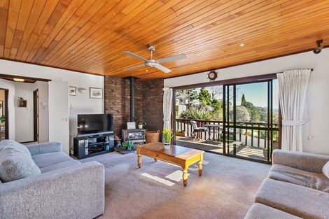 Photo of property in 73a Island Bay Road, Beach Haven, Auckland, 0626