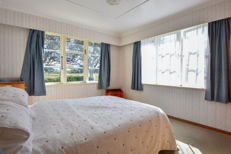 Photo of property in 9 Davy Street, Carterton, 5713