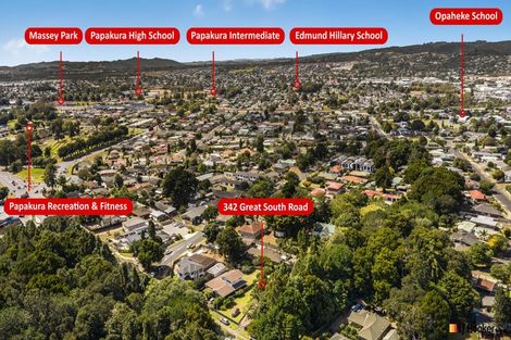 Photo of property in 342 Great South Road, Opaheke, Papakura, 2113