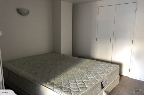Photo of property in Alpha Apartments, 507/17 Vogel Lane, Auckland Central, Auckland, 1010