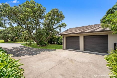 Photo of property in 163 Ocean Beach Road, Tairua, 3508