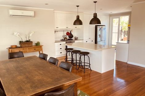 Photo of property in 6 Takarunga Road, Devonport, Auckland, 0624