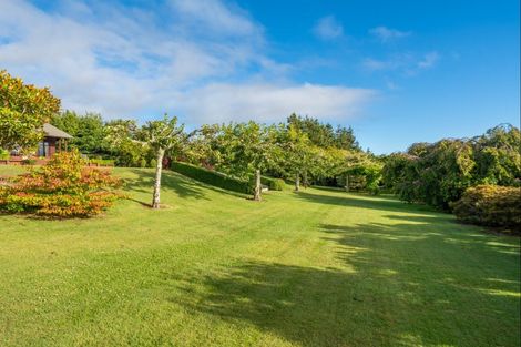 Photo of property in 48 Blue Ridge Drive, Acacia Bay, Taupo, 3385