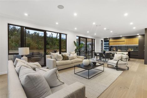 Photo of property in 7 Kina Place, Long Bay, Auckland, 0630