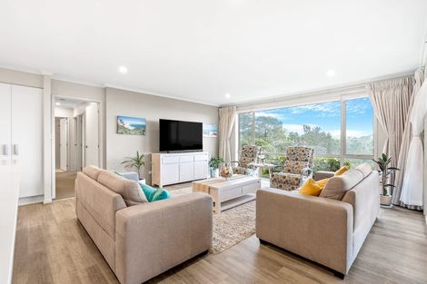 Photo of property in 16 Ruth Craig Place, Stanmore Bay, Whangaparaoa, 0932