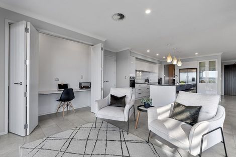 Photo of property in 38 Holyoake Terrace, Omokoroa, 3114