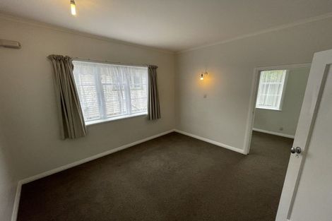 Photo of property in 6 Raymond Terrace, Fairfield, Lower Hutt, 5011