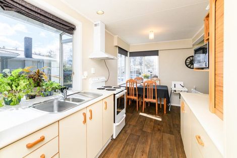 Photo of property in 92 Apollo Parade, Milson, Palmerston North, 4414