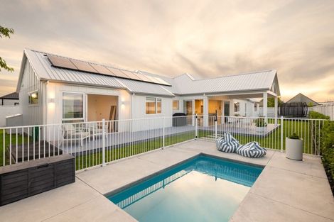 Photo of property in 22 Hugo Shaw Drive, Cambridge, 3434