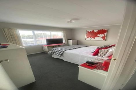 Photo of property in 135a Clevedon Road, Papakura, 2110