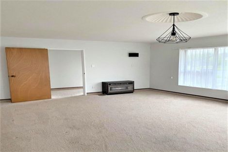 Photo of property in 52 Mcparland Street, Ebdentown, Upper Hutt, 5018