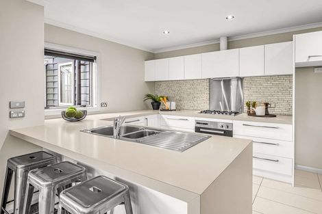 Photo of property in 14a Duna Place, Takaro, Palmerston North, 4412