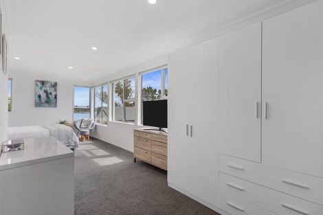 Photo of property in 99b Eighth Avenue, Tauranga, 3110